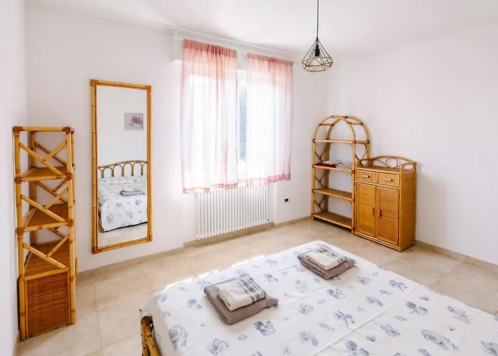 Tatil Evi I Colori Del Vento Molino Nuovo (Savona)